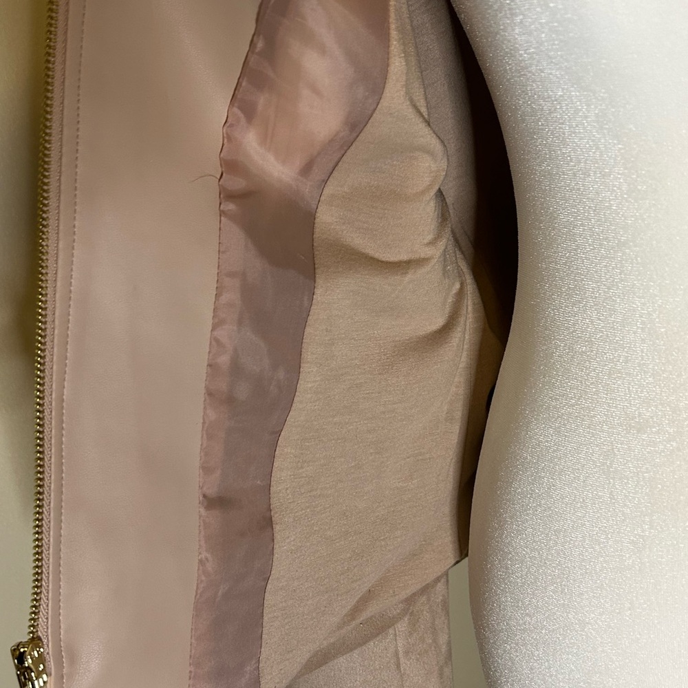 Rose pink leather jacket - Picture 8 of 9